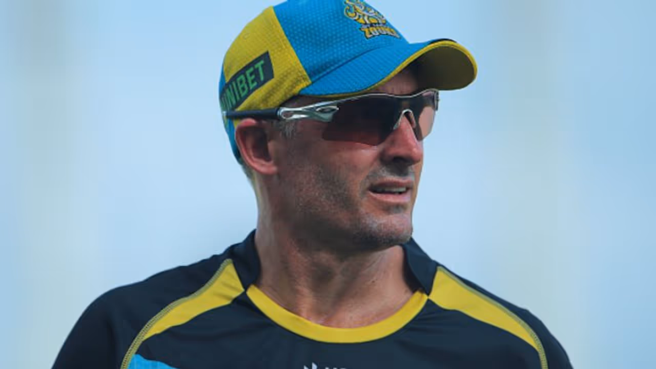 mike hussey mike hussey