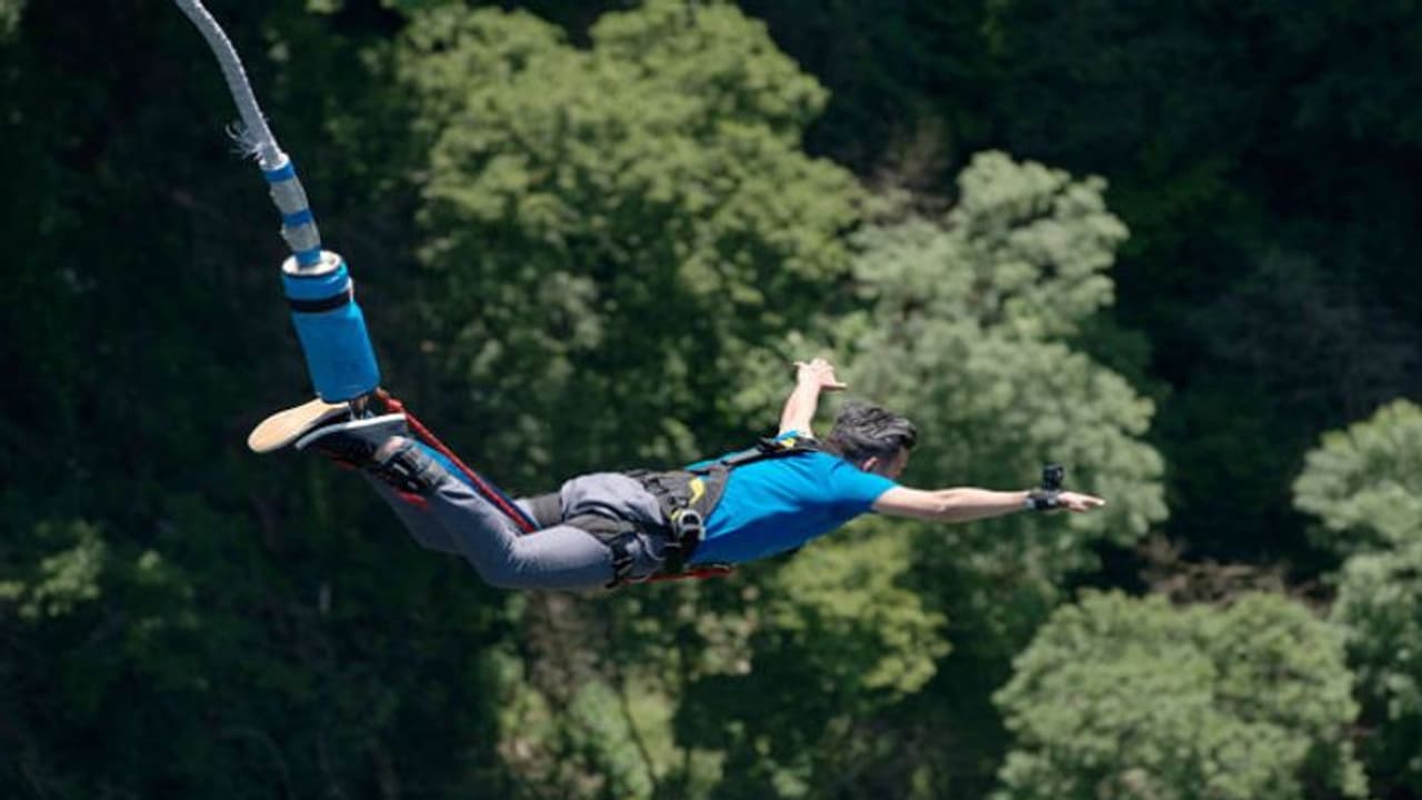 Image of a Bungee jumping Image of a Bungee jumping