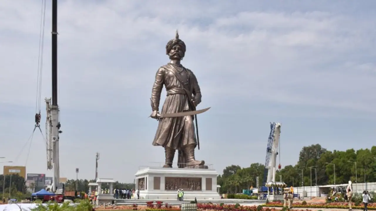 kempegowda statue