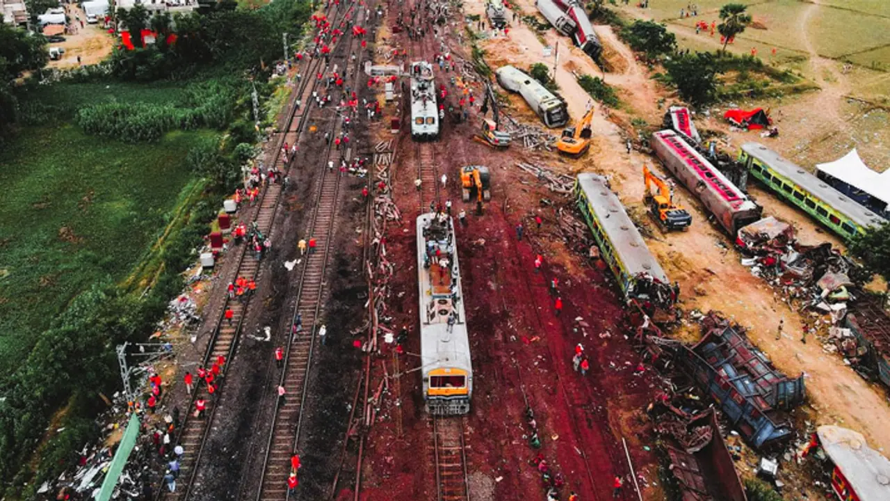 Coromandel Express train accident Coromandel Express train accident