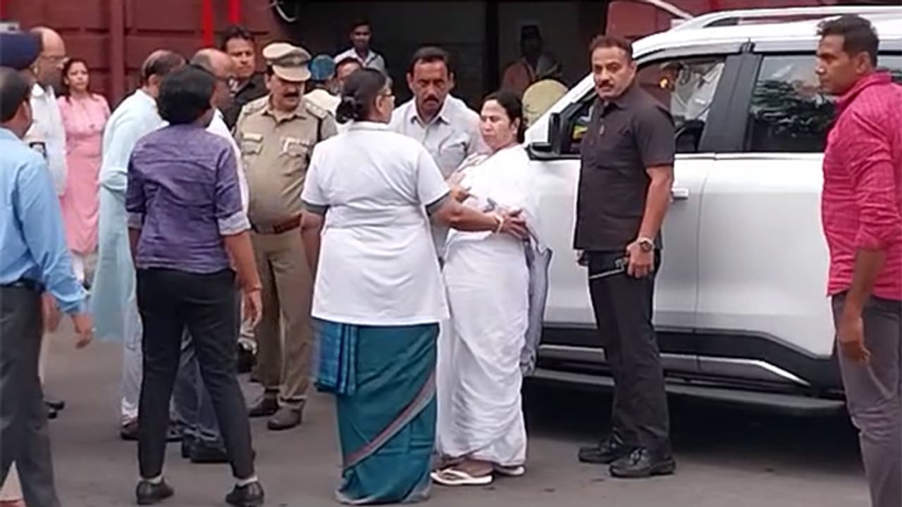 Mamata Banerjee Mamata Banerjee