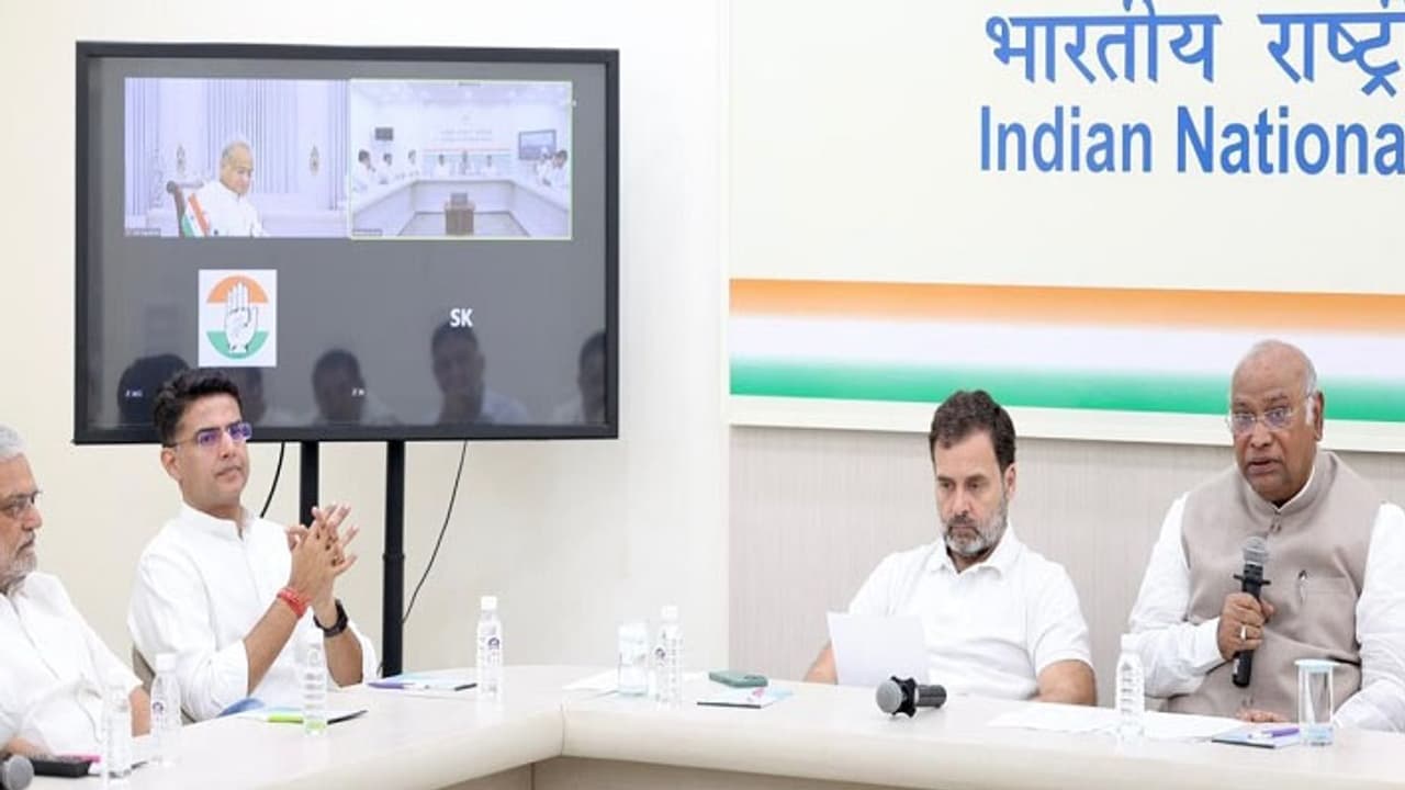  Delhi Congress meeting begins for Sachin Pilot vs Ashok Gehlot