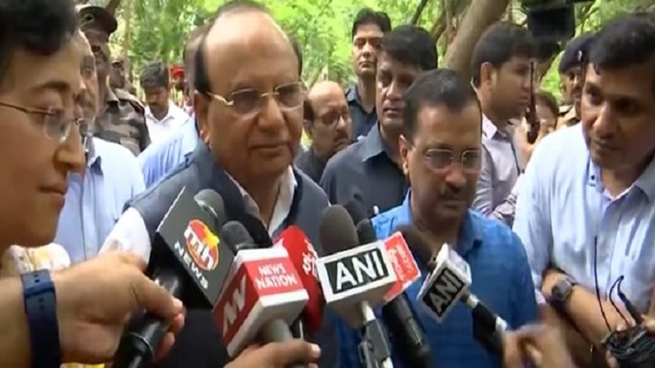 Delhi LG and CM Delhi LG and CM