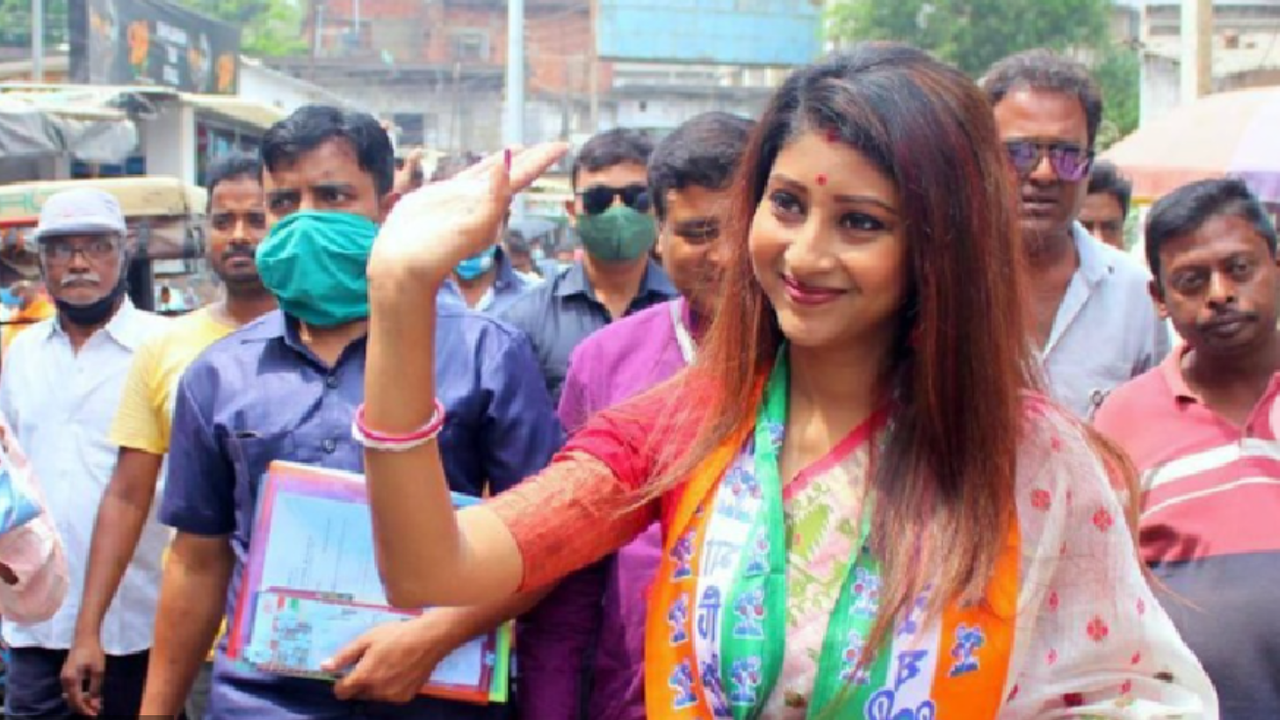 lovely maitra moitra