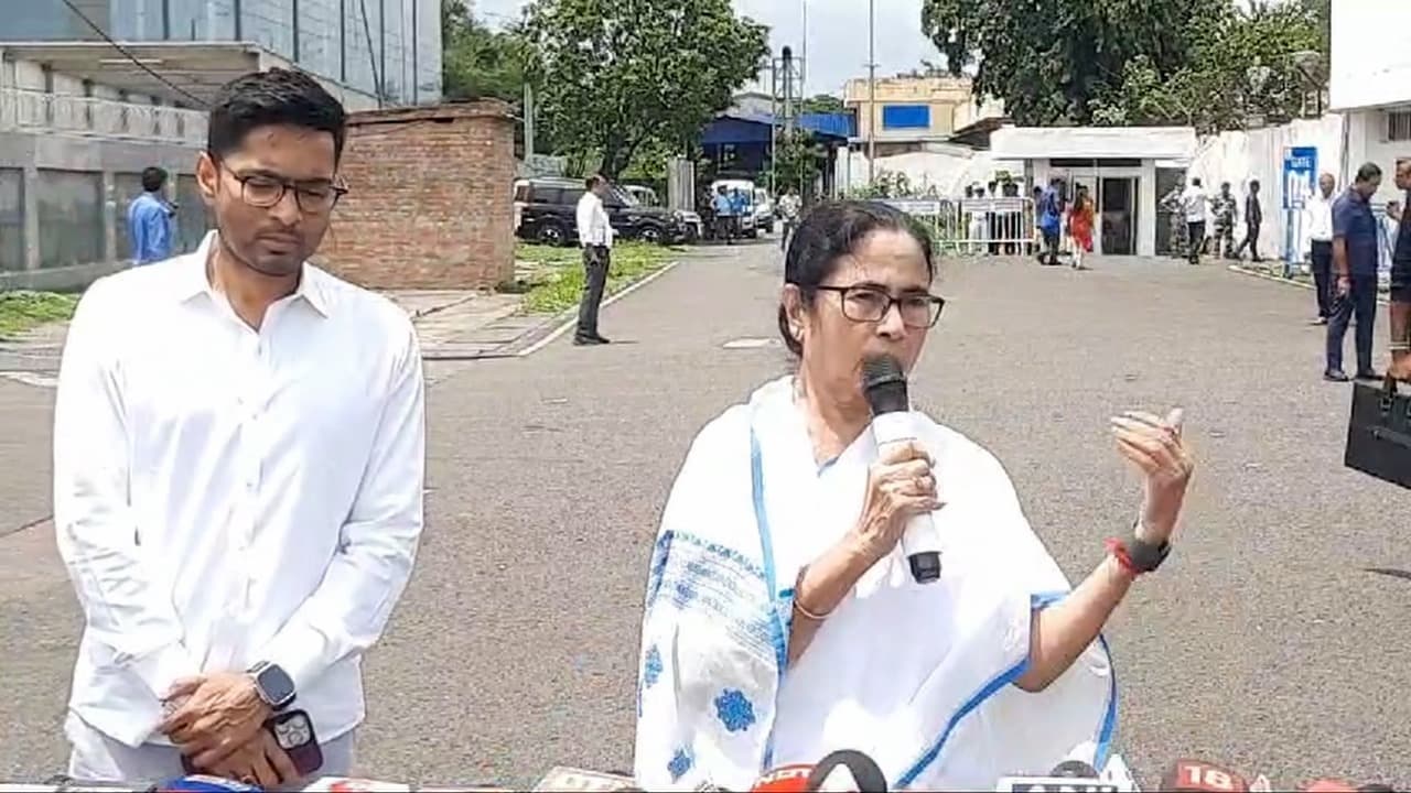 mamata abhishek mamata abhishek