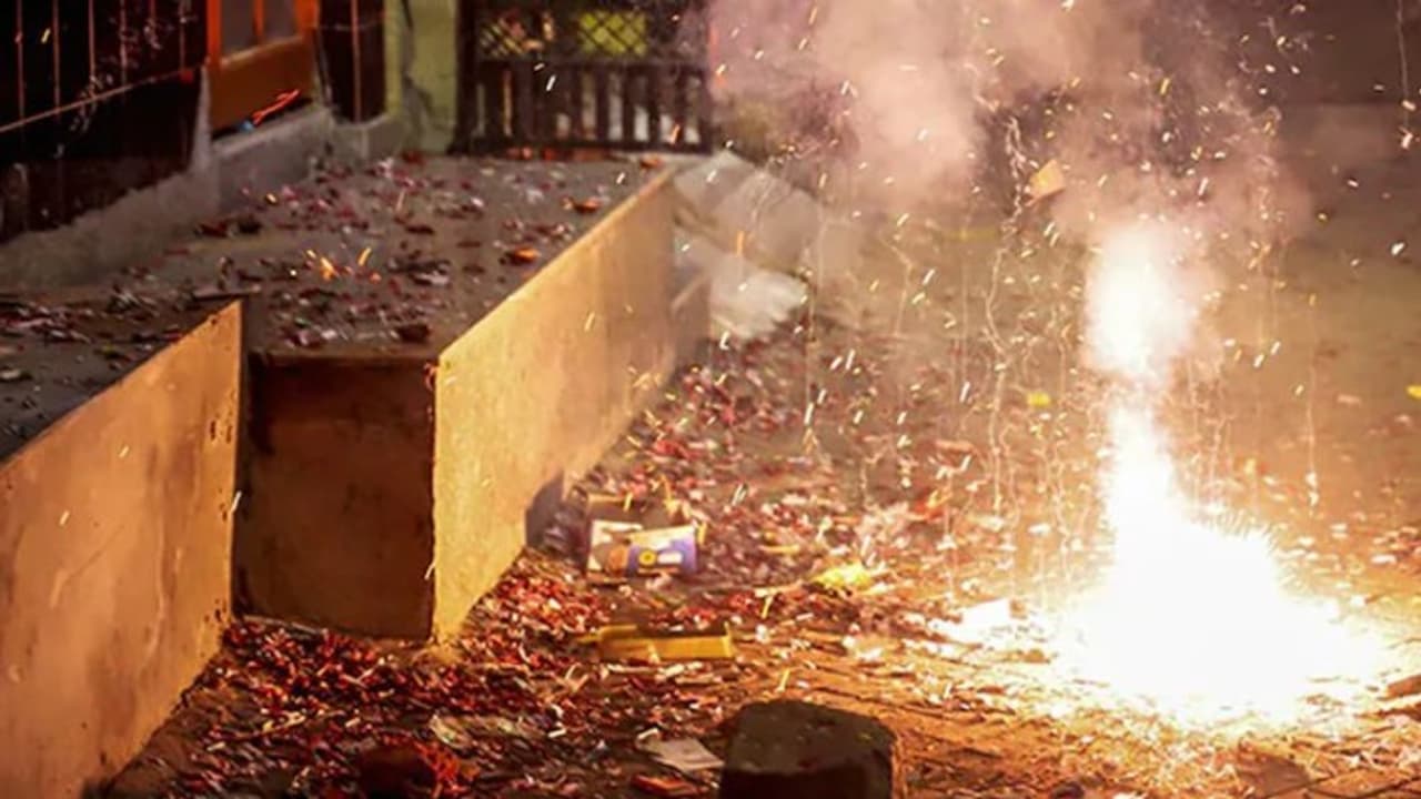 Rajasthan New rules for bursting crackers on Diwali Rajasthan New rules for bursting crackers on Diwali