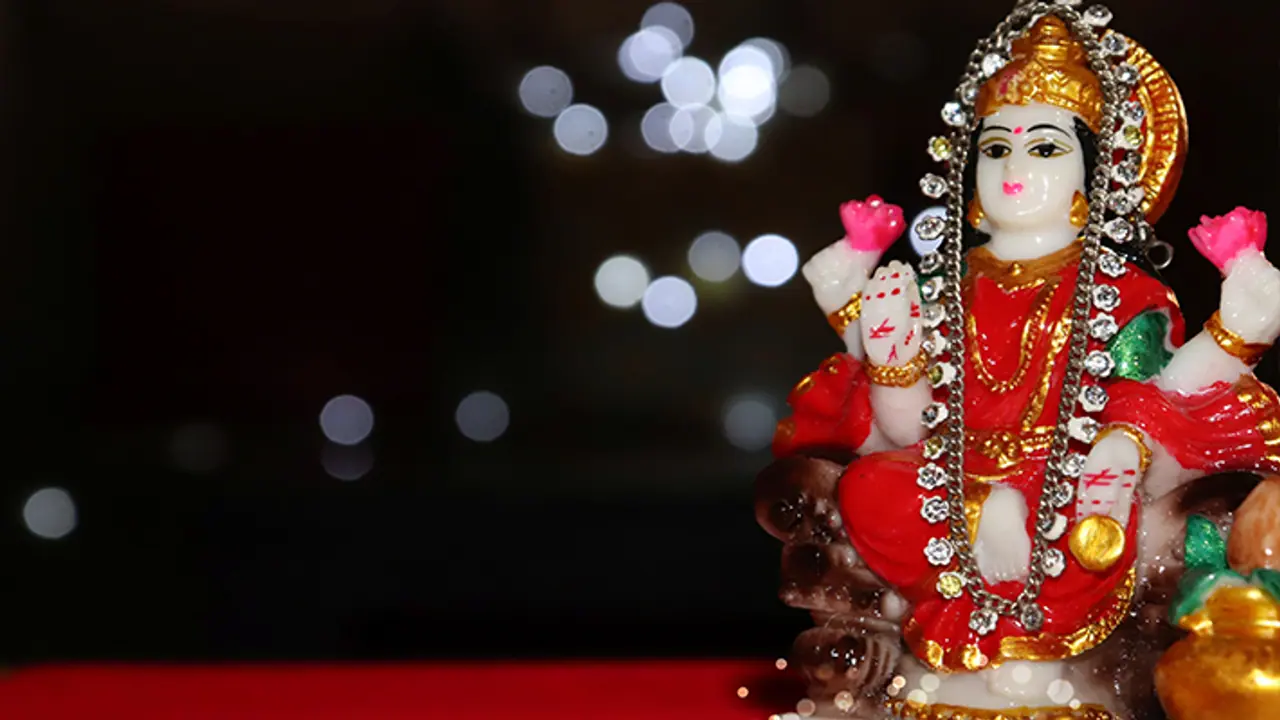 devi laksmi ki aarti lyrics hindi