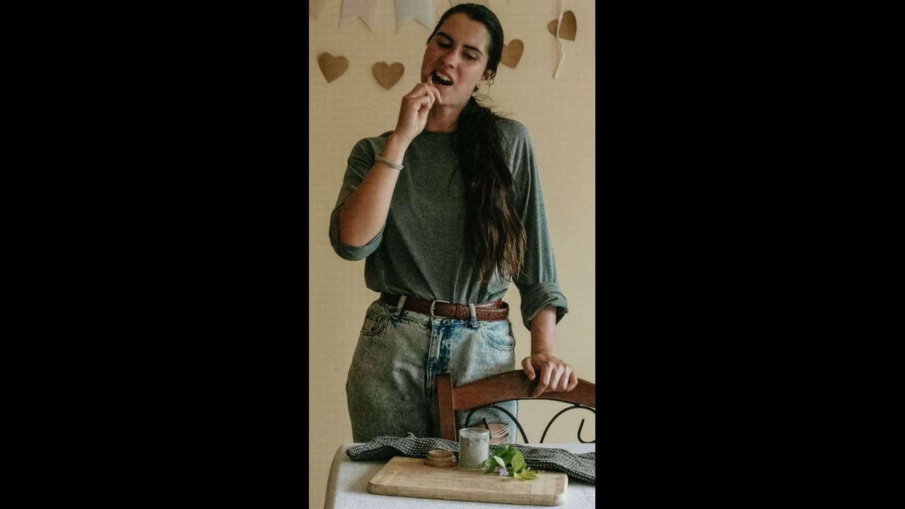 DIY fluoride free tooth powder