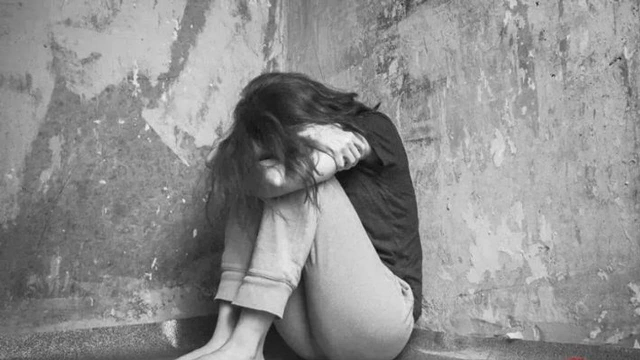 9th class student raped 