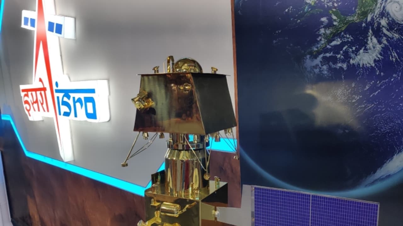 ISRO Internship and Project Trainee Scheme 2025