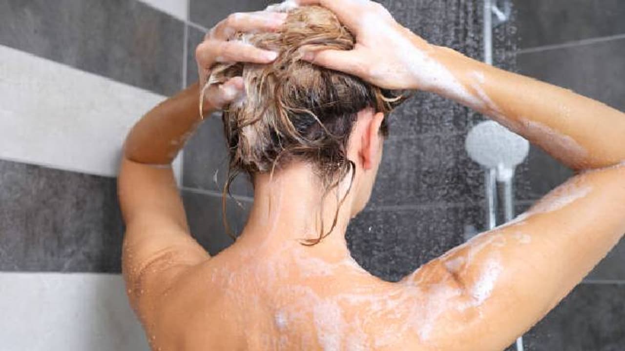 bathing women bathing women