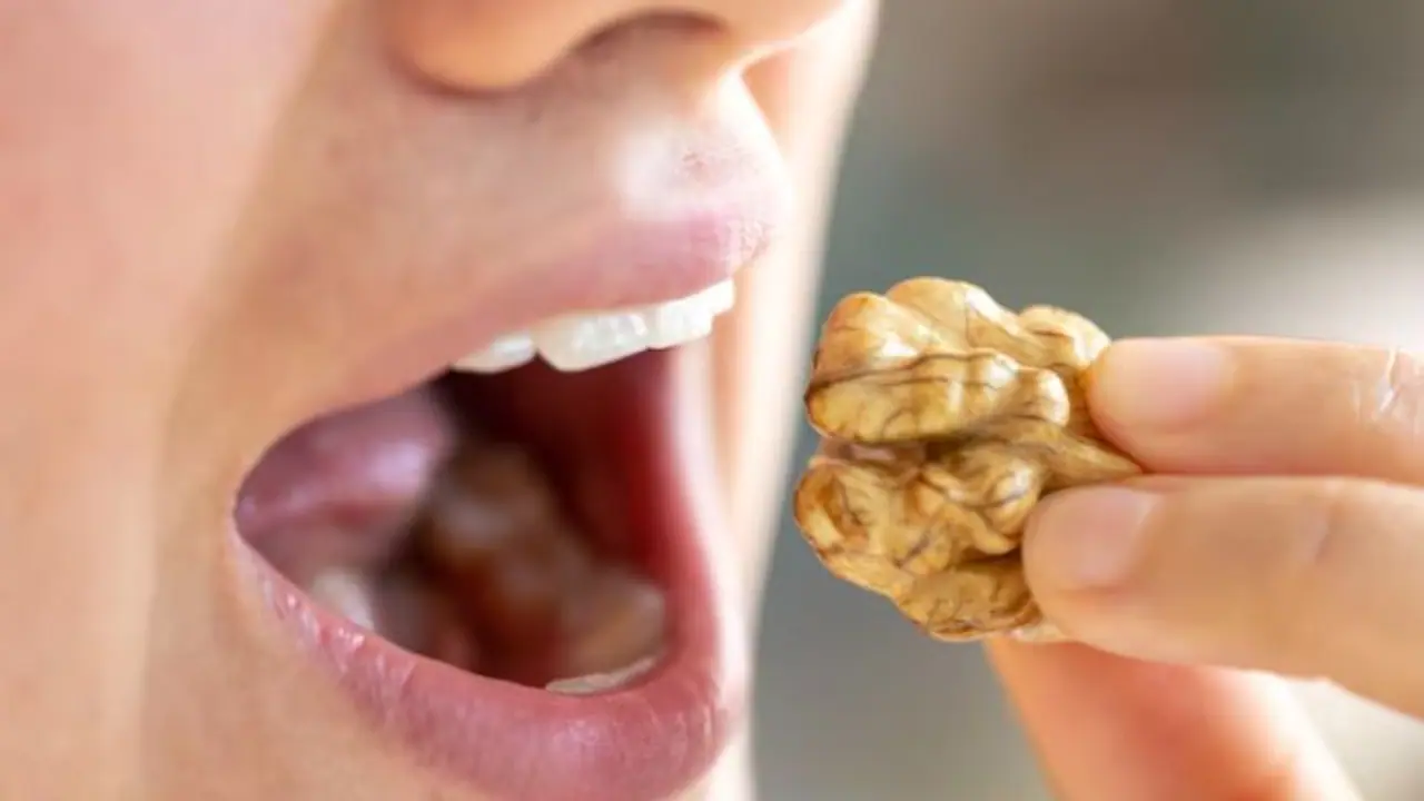 Best dry fruits to eat in summer Best dry fruits to eat in summer