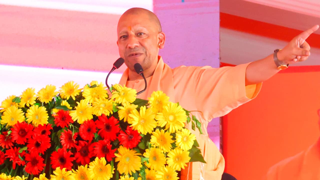 Yogi Adityanath attack West Bengal chief minister Mamata Banerjee over the violence in Bengal