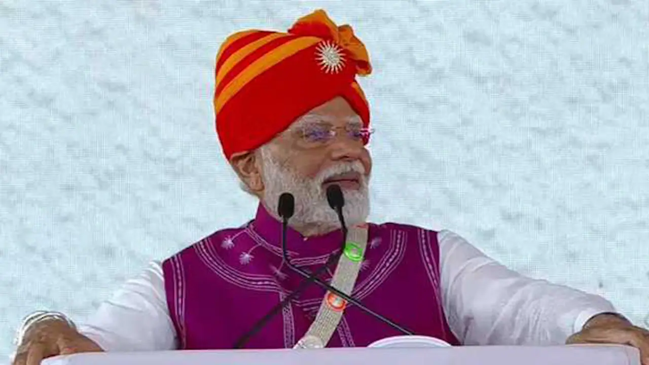 Dahod Rally | PM Modi Remembers May 26 Oath Day!