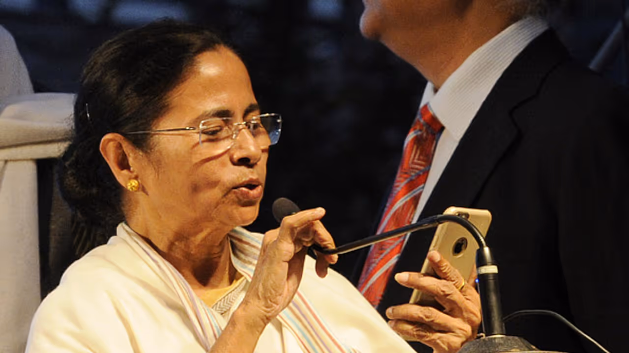 Mamata Banerjee used Chief Secretary phone Suvendu Adhikari complains to Election Commission
