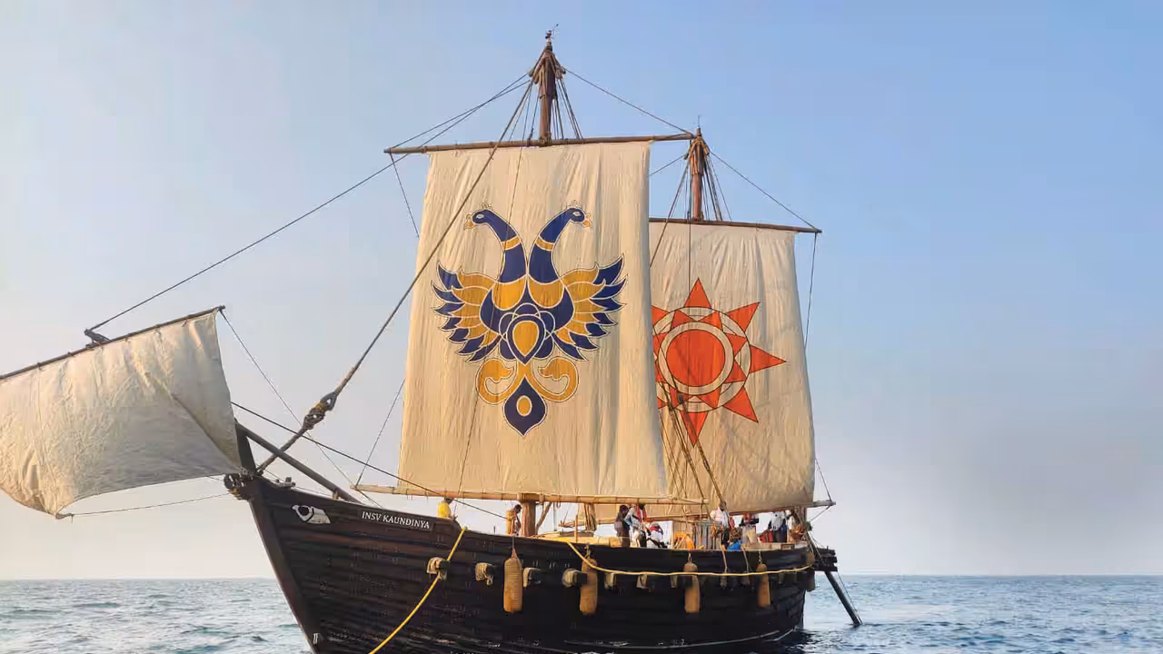 INS Koundinya INS Koundinya