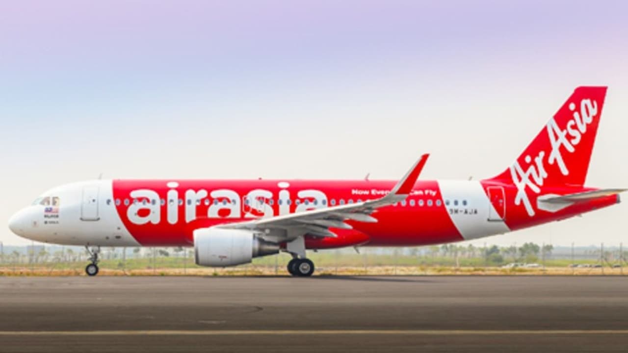 Woman Defecates on AirAsia Seat Mid Flight Causing Passenger Outrage Woman Defecates on AirAsia Seat Mid Flight Causing Passenger Outrage
