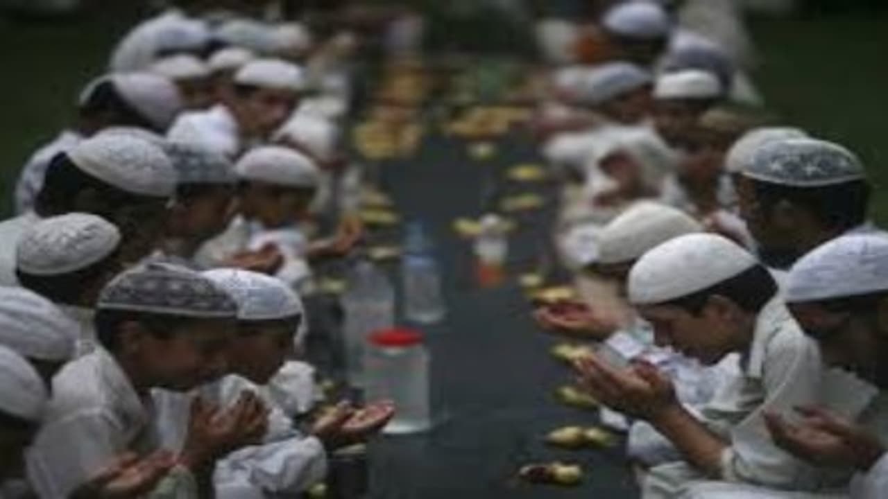 ramzan 19498.jpg ramzan 19498.jpg