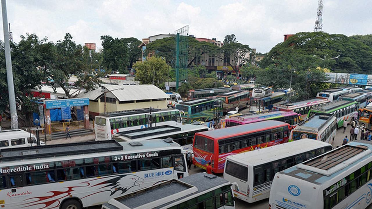 Karnataka bus strike3 Karnataka bus strike3