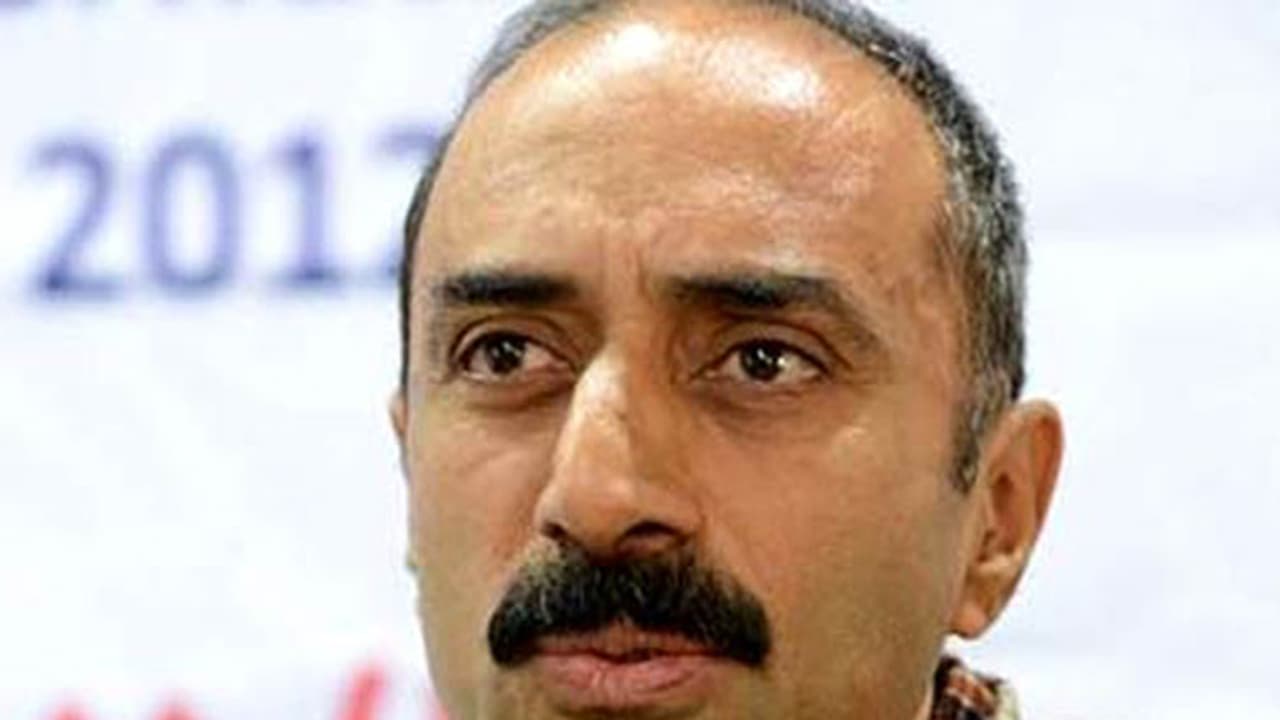 Sanjiv Bhatt Sanjiv Bhatt