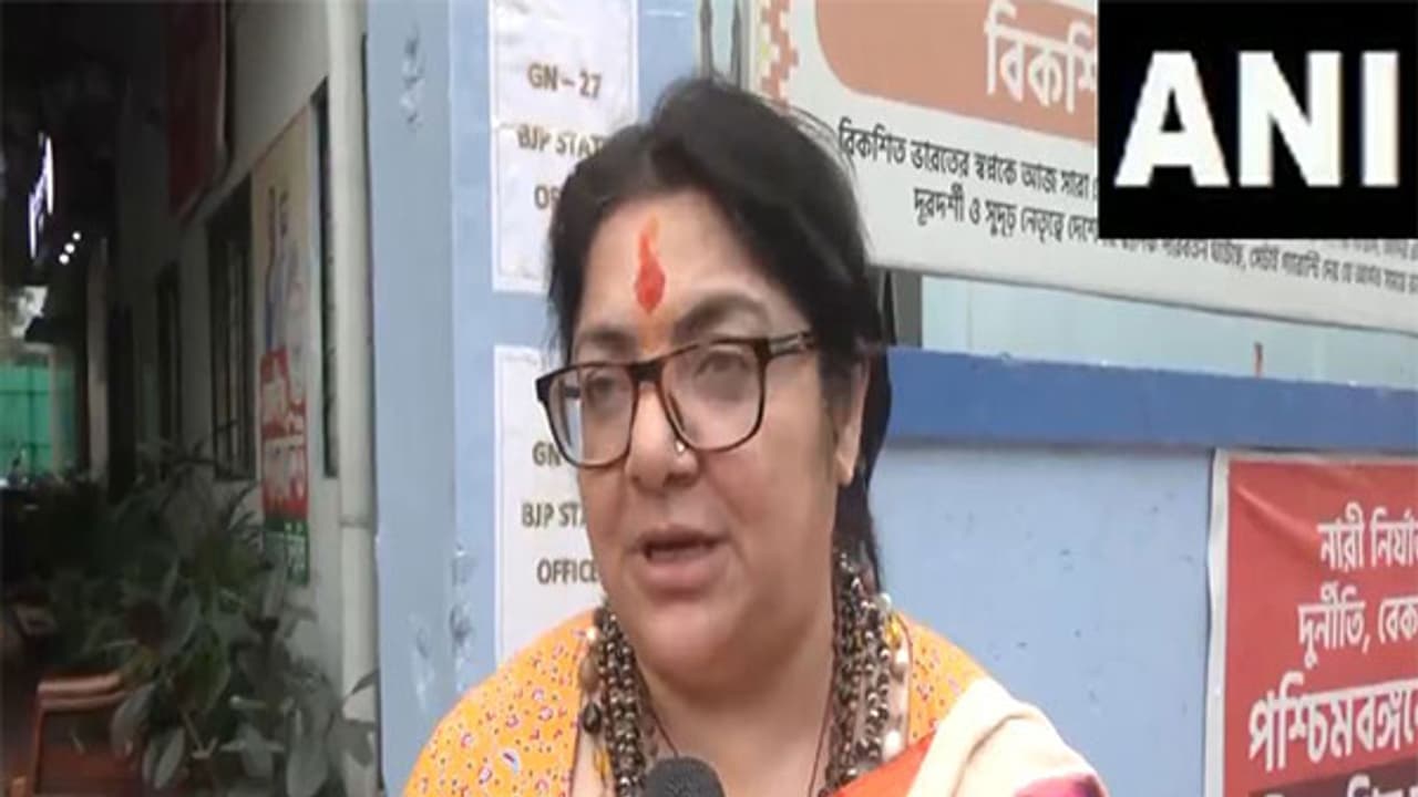 BJP leader Locket Chatterjee (Photo/ANI) BJP leader Locket Chatterjee (Photo/ANI)