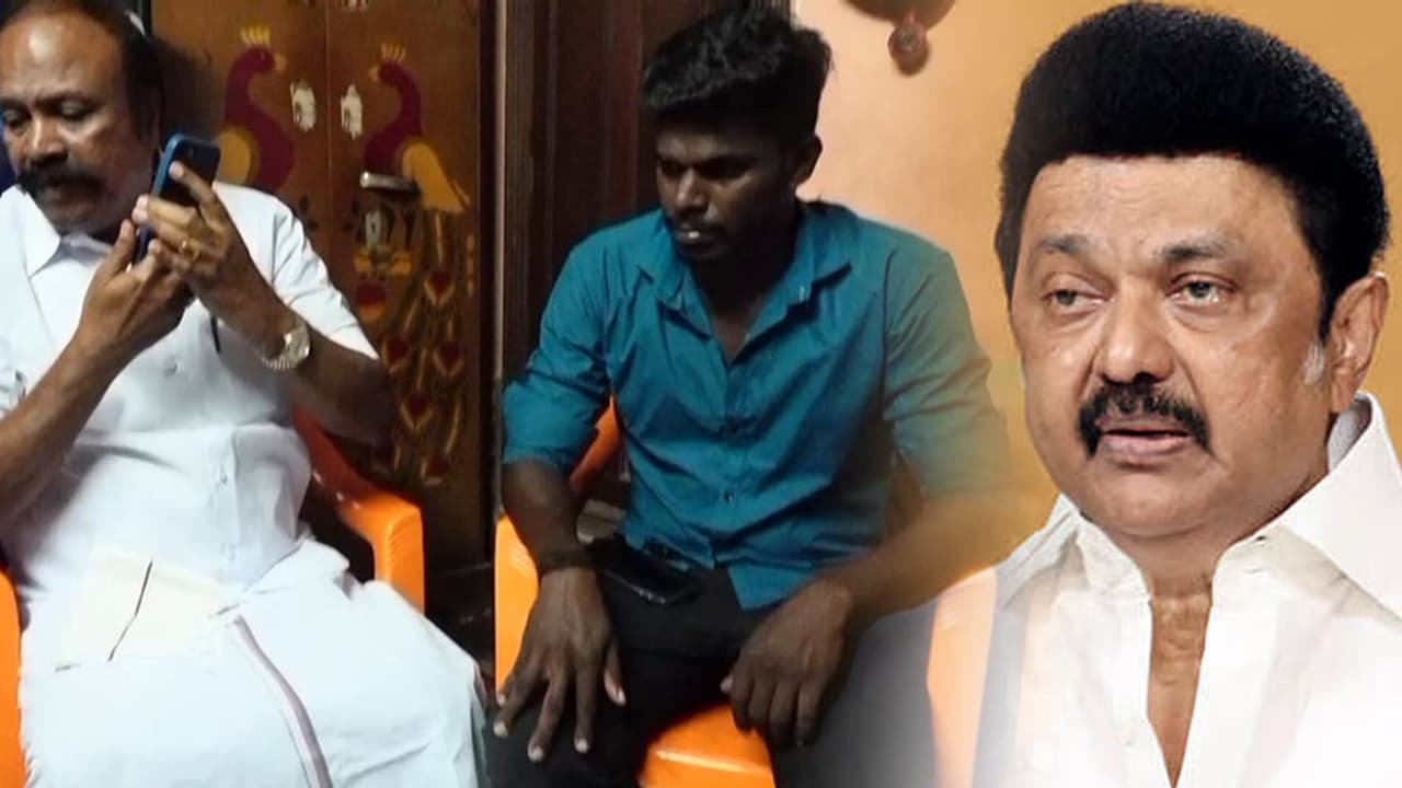 MK Stalin on Phone Call