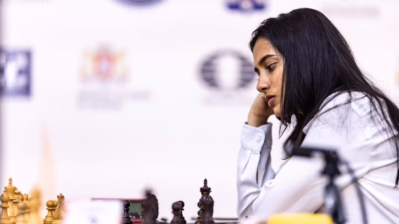 Divya Deshmukh Divya Deshmukh