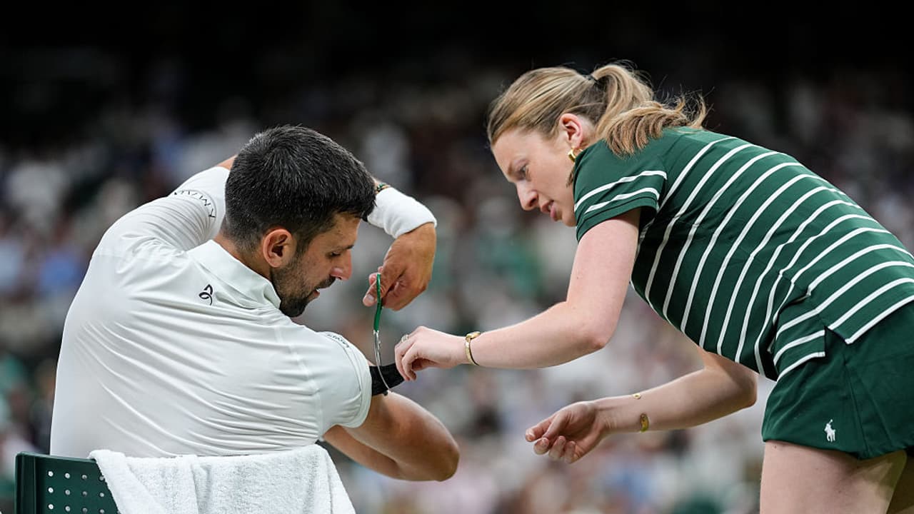 Novak Djokovic's Scissor Prank on Ball Gril at Wimbledon 2026 Novak Djokovic's Scissor Prank on Ball Gril at Wimbledon 2026