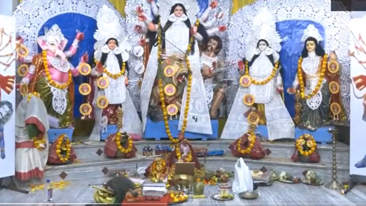Durga Puja Pandal In Lucknow 