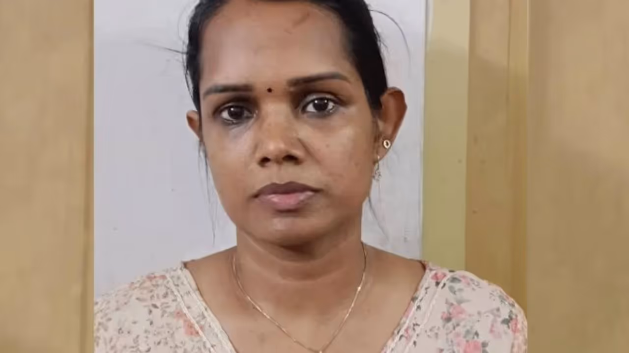 Roshni Roshni