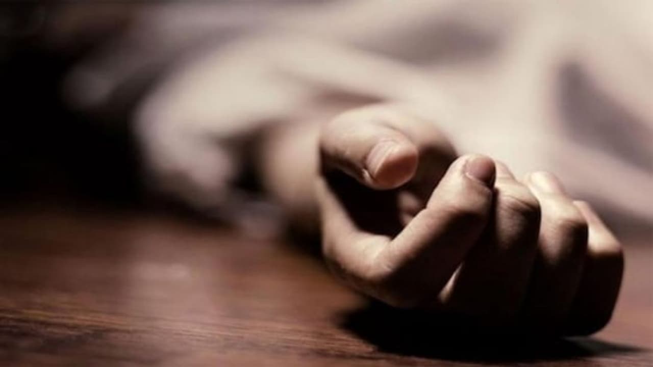 gujrat priest dies gujrat priest dies