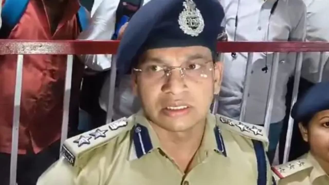 Ara Murder Ara Murder