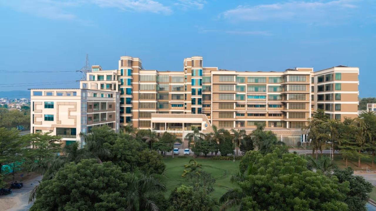 XLRI Jamshedpur Announces Launch of International Specialization Tracks in Collaboration with Leading Global Universities XLRI Jamshedpur Announces Launch of International Specialization Tracks in Collaboration with Leading Global Universities