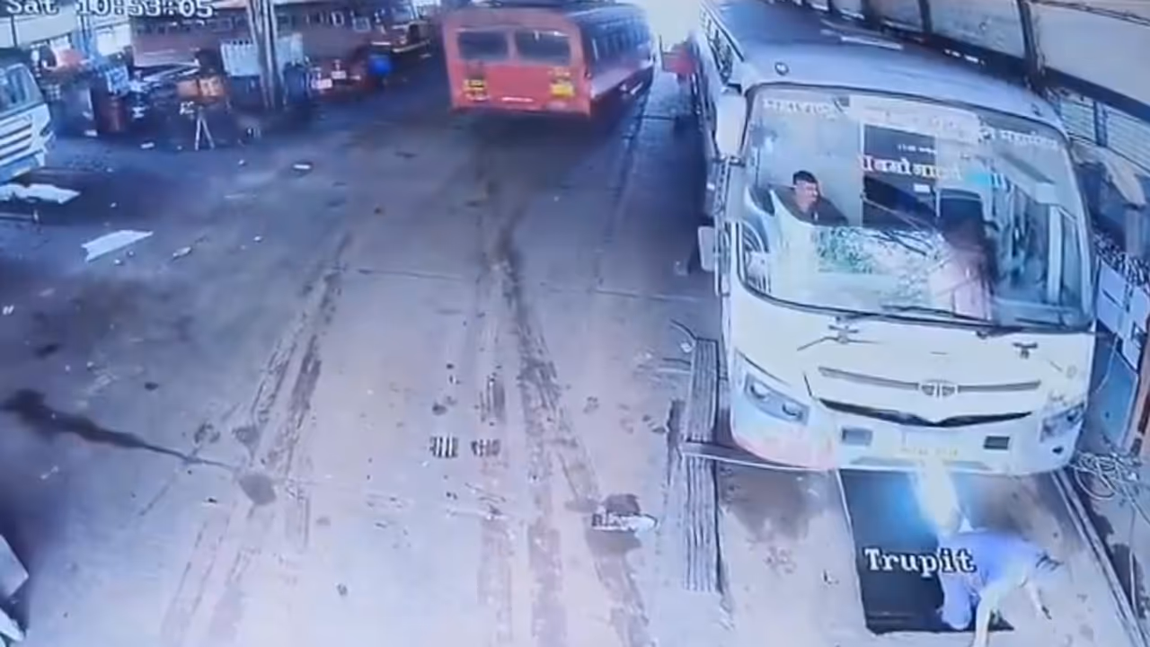 WATCH: MSRTC Employee Crushed Under Bus Wheel in Kolhapur, Horrifying CCTV Footage Surfaces WATCH: MSRTC Employee Crushed Under Bus Wheel in Kolhapur, Horrifying CCTV Footage Surfaces