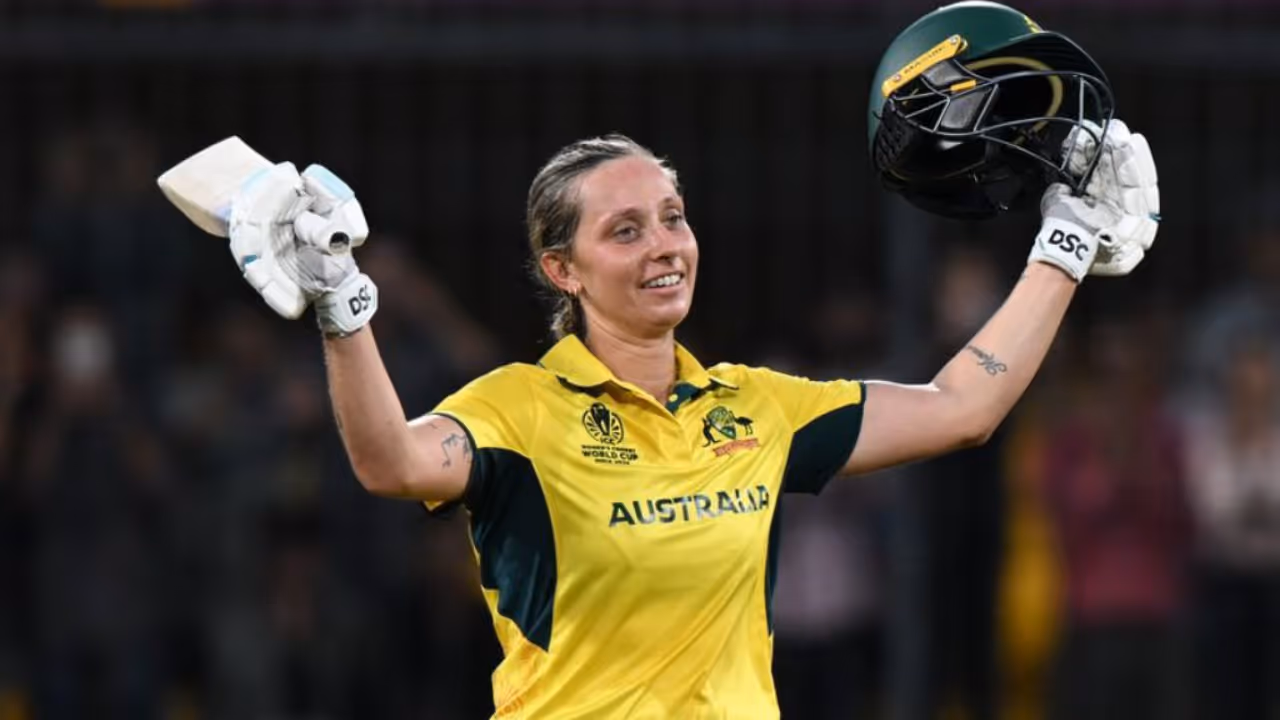 Ashleigh Gardner Scored Century Against New Zealand