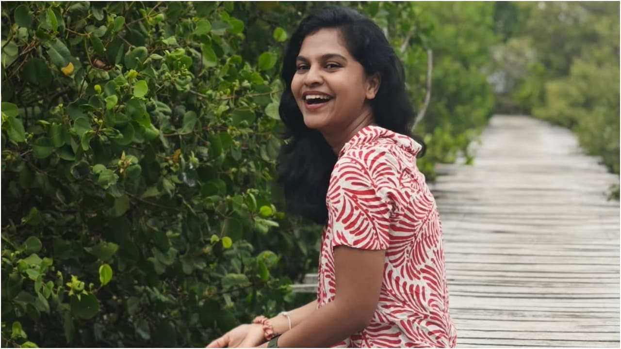 Content Creator Vanathi Content Creator Vanathi