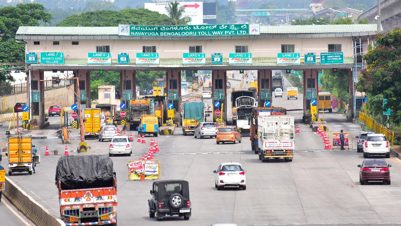 Bengaluru Nelamangala NH4 Toll