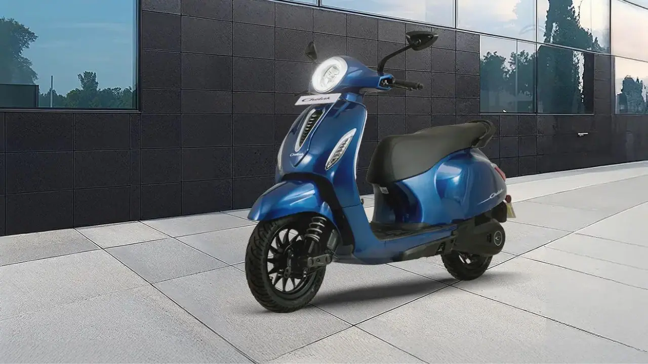 Bajaj chetak 3035 electric scooter Bajaj chetak 3035 electric scooter