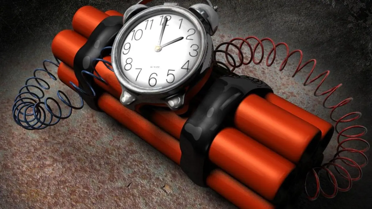 Bengaluru Schools Receive Bomb Threats Bengaluru Schools Receive Bomb Threats