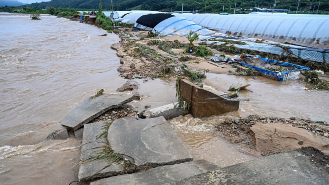 flood south korea flood south korea