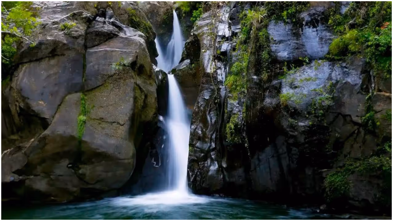 Karuvarakkundu Karuvarakkundu