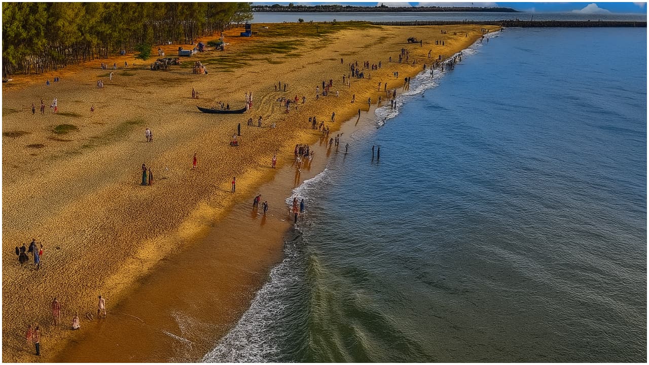 Padinjarekkara beach Padinjarekkara beach