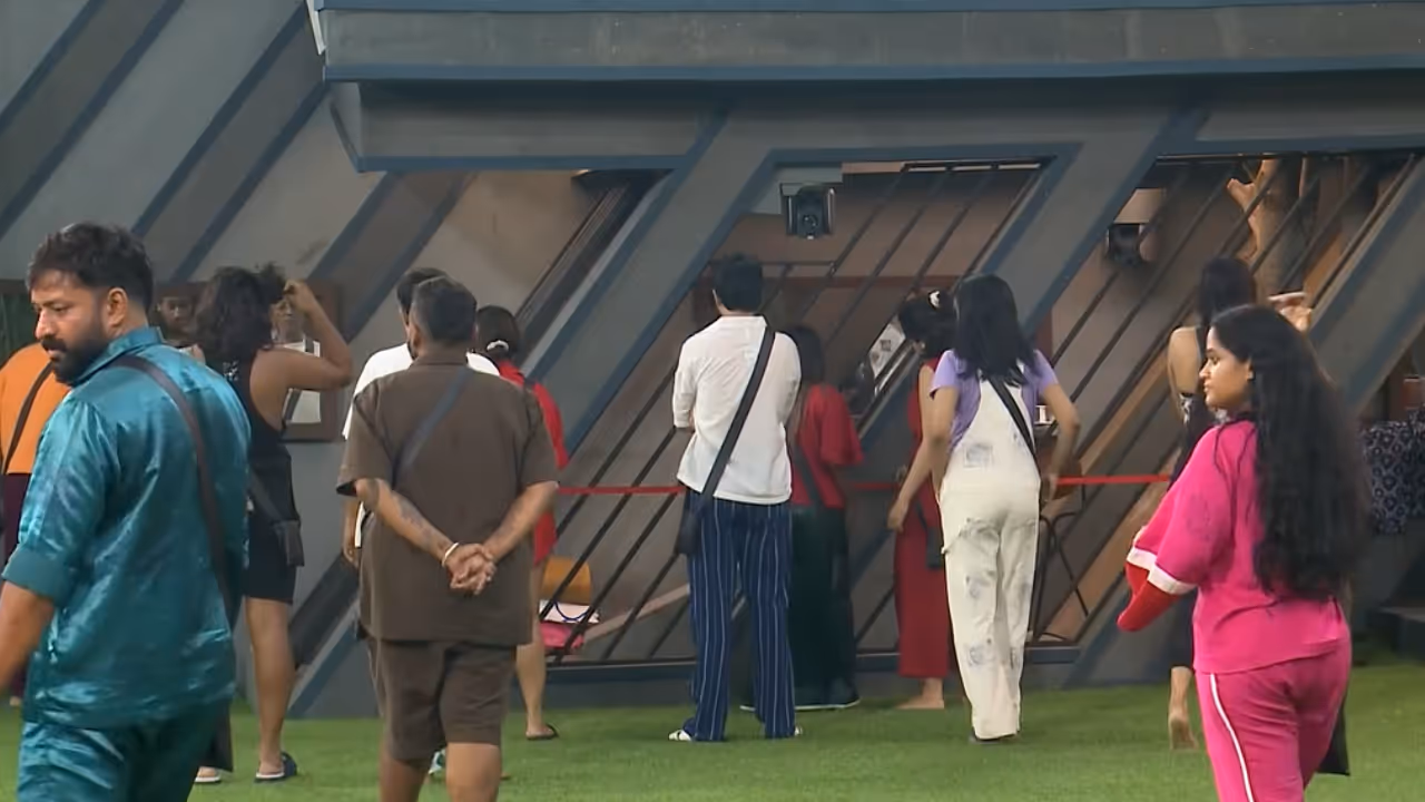 anumol and appani sarath jailed in bigg boss malayalam season 7 anumol and appani sarath jailed in bigg boss malayalam season 7