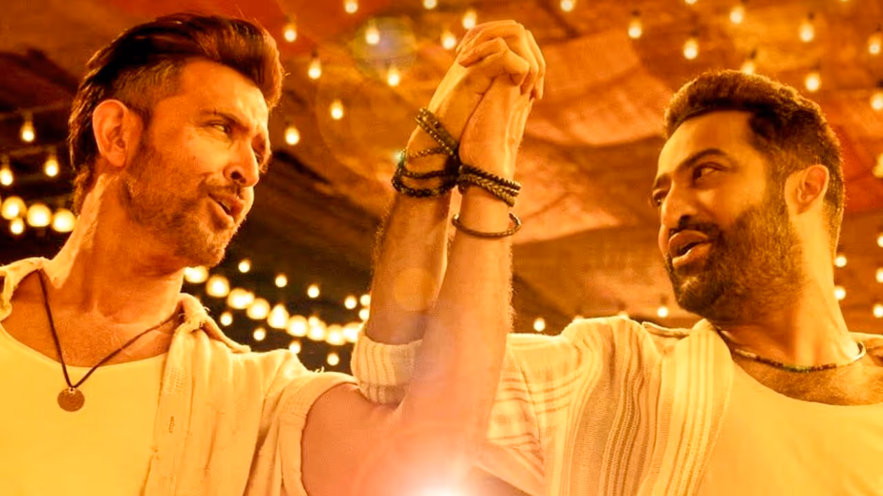 war 2 first reviews on x hrithik roshan ntr jr Ayan Mukerji yrf