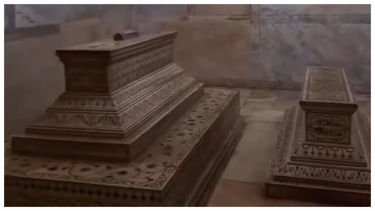 Shah Jahan Mumtaz Grave