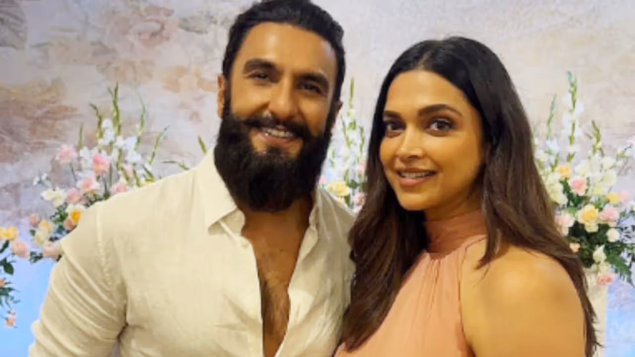 Ranveer Singh Deepika Padukone Ganpati Celebration