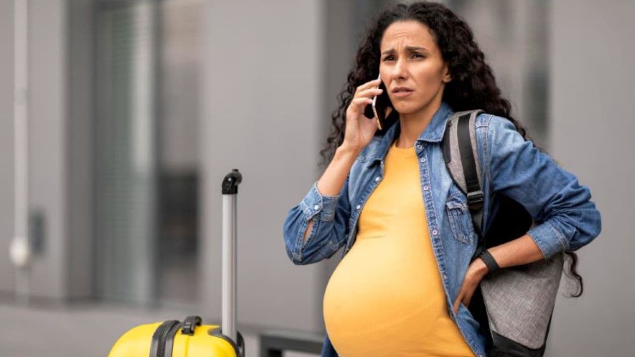 travel safety and backpack tips for pregnant women