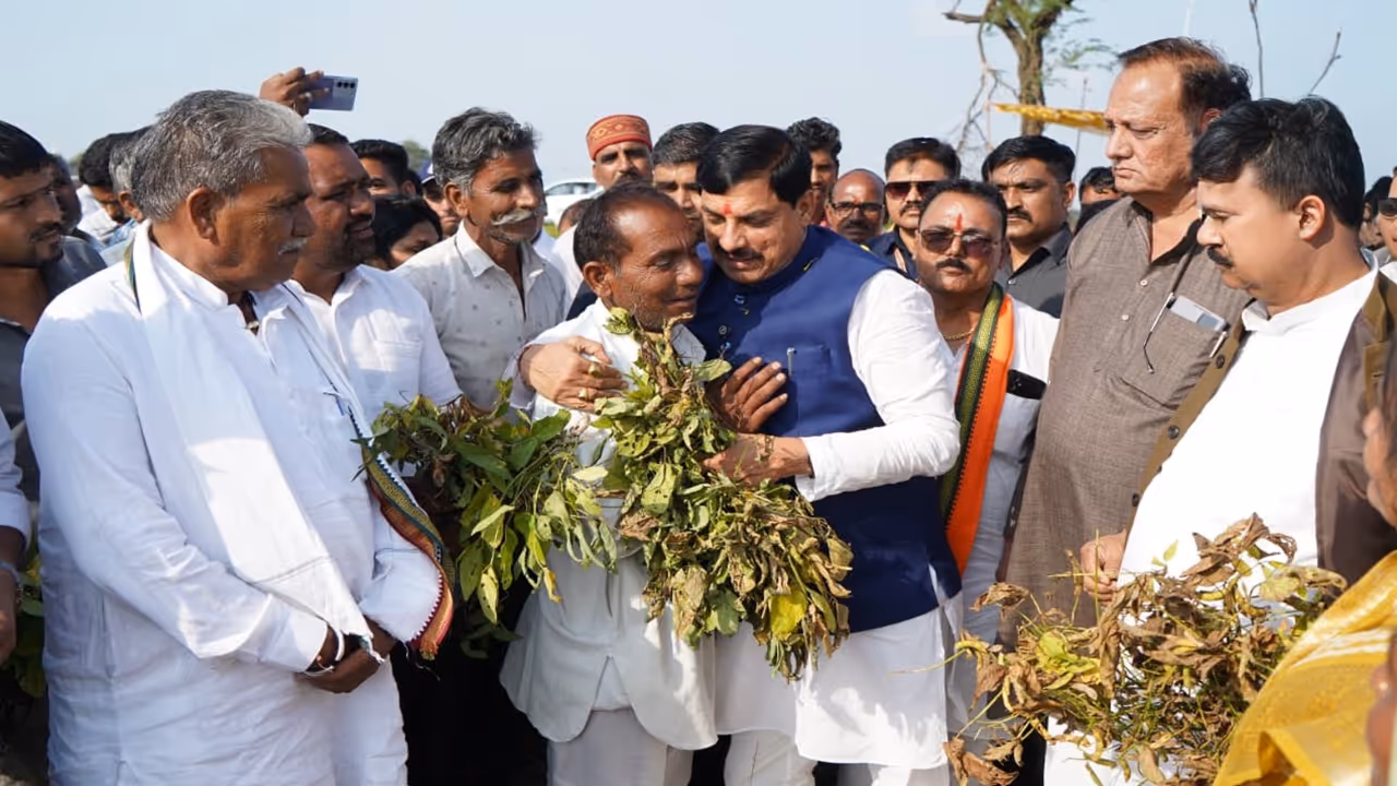 Mohan Yadav hugs farmers