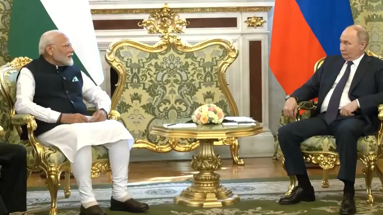 Narendra Modi and Vladimir Putin