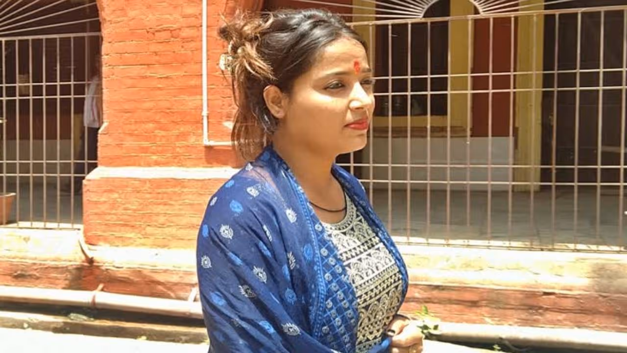 pawan singh jyoti singh controversy